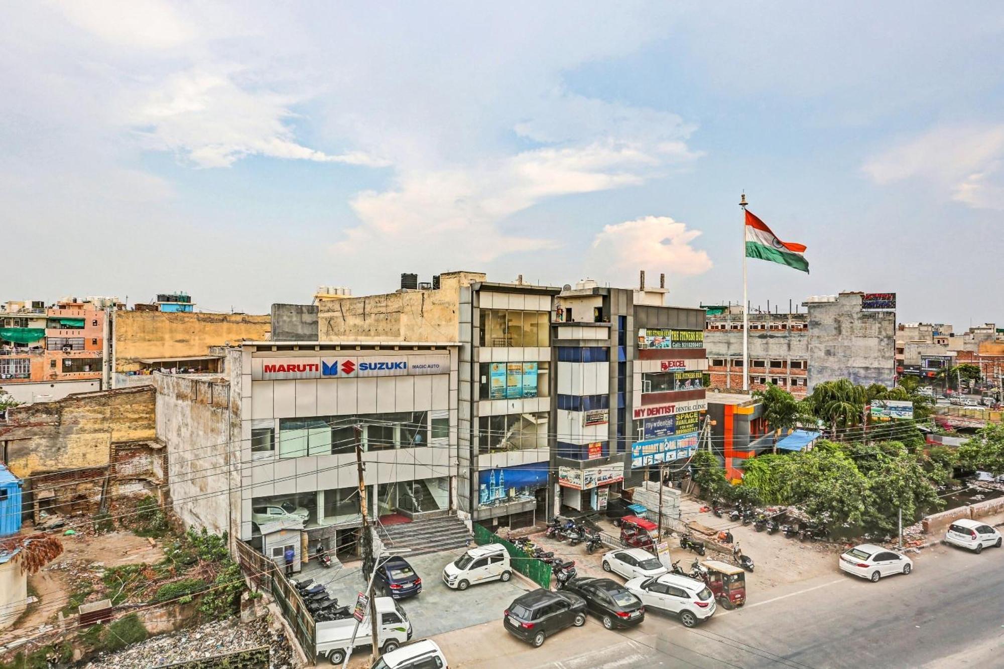 Hotel O Imperial Residency Near Dashrath Puri Metro Station Nova Deli Exterior foto