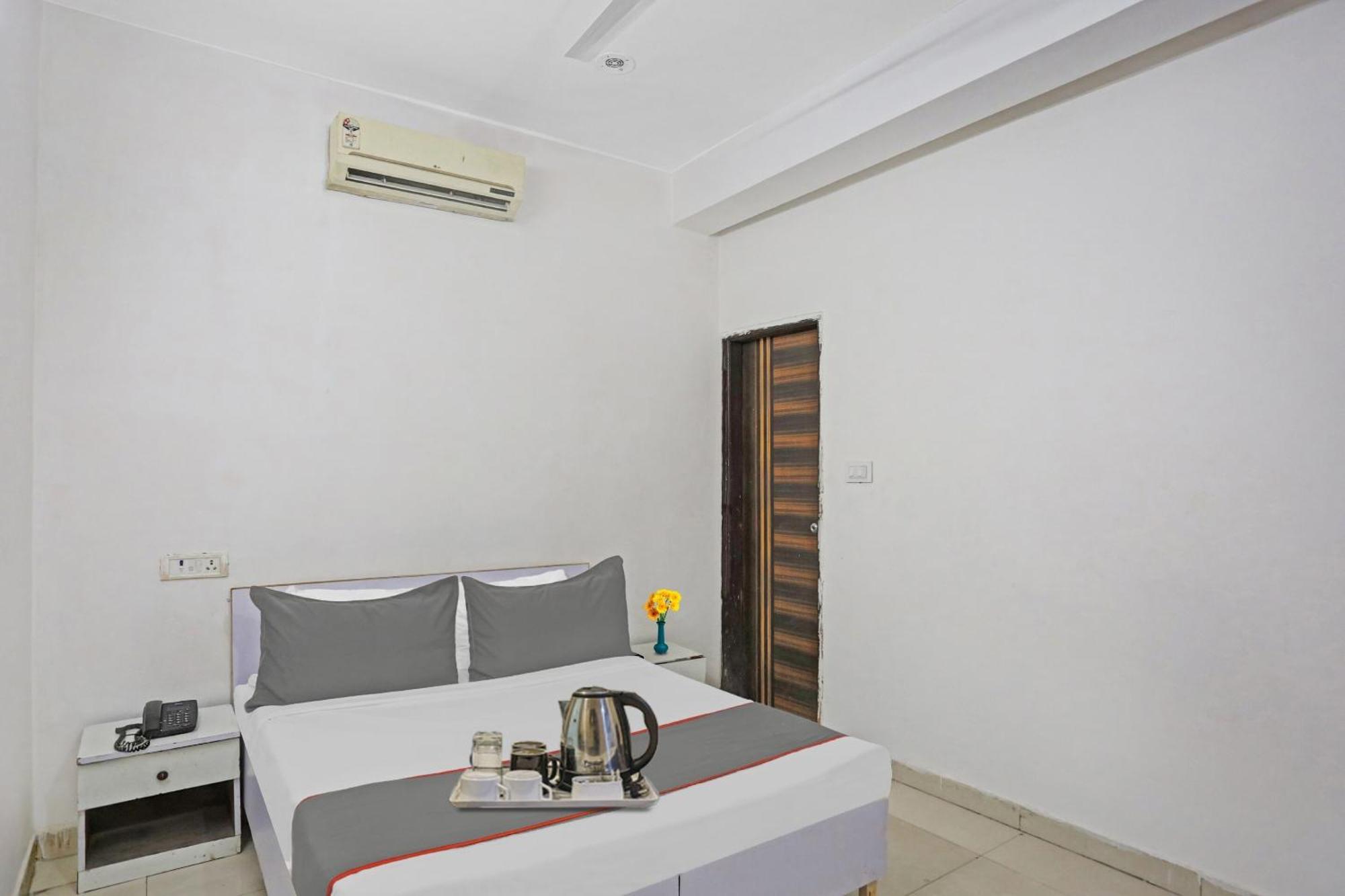 Hotel O Imperial Residency Near Dashrath Puri Metro Station Nova Deli Exterior foto