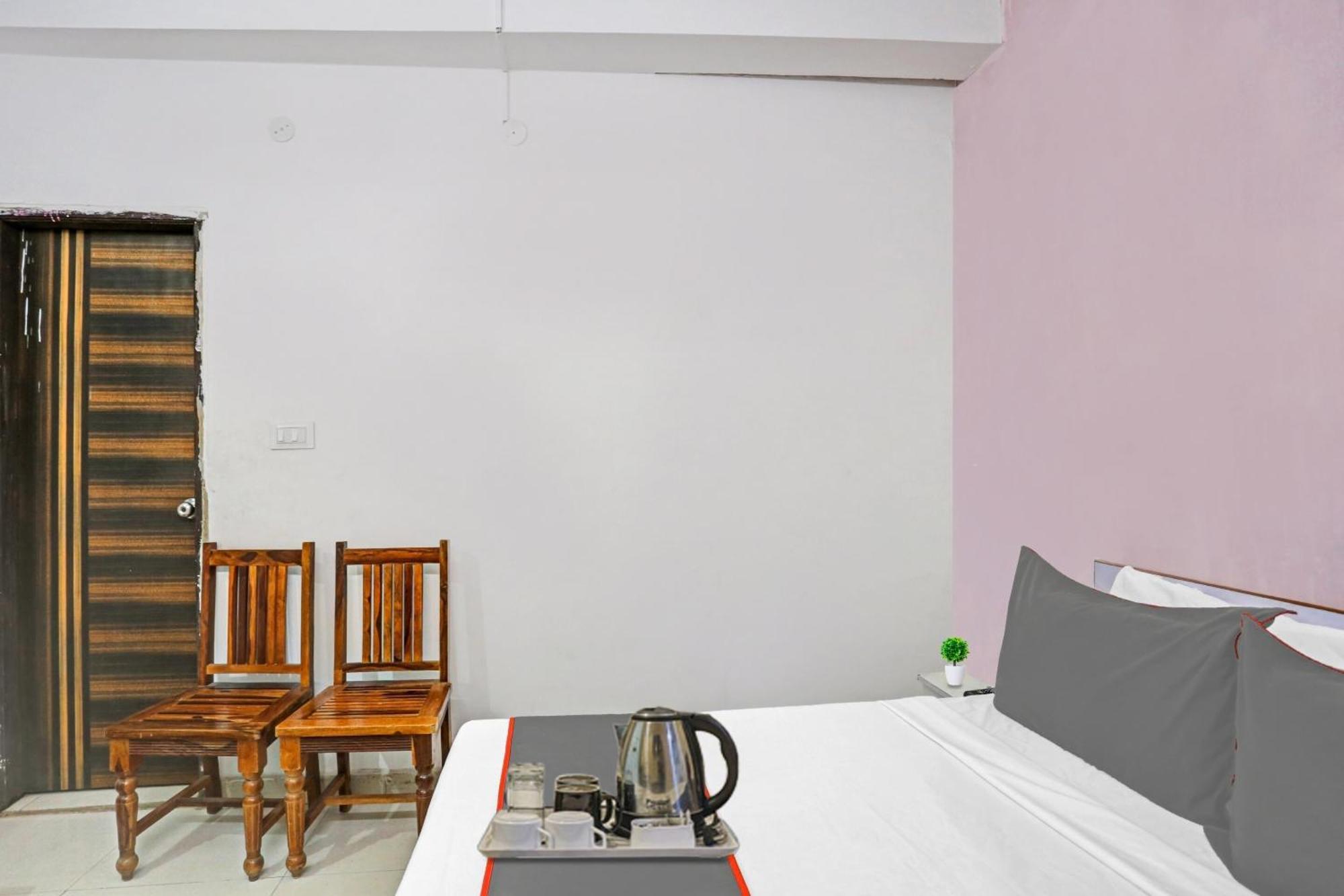 Hotel O Imperial Residency Near Dashrath Puri Metro Station Nova Deli Exterior foto
